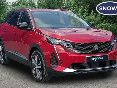 Używany Peugeot 3008 Allure Premium 224 KM (164 kW) 2022 Czerwony SUV
