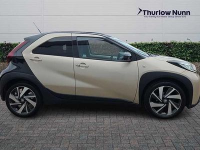 Used Toyota Aygo X 72 HP (52 kW) 2023 Beige SUV
