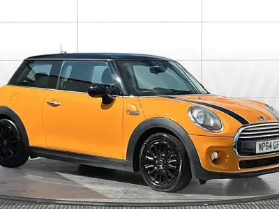Used Mini Cooper Hatch 136 HP (100 kW) 2014 Orange Hatchback