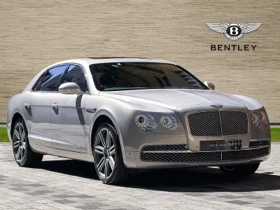 Used Bentley Flying Spur Mulliner 616 HP (453 kW) 2017 Grey Sedan