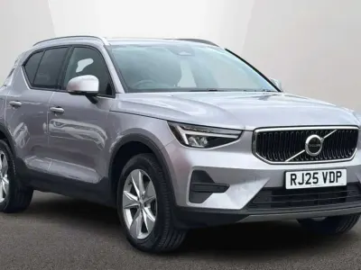 Used Volvo XC40 Core 161 HP (118 kW) 2025 Silver SUV