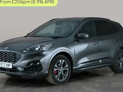 Usado Ford Kuga ST-Line 225 CV (165 kW) 2023 Gris SUV