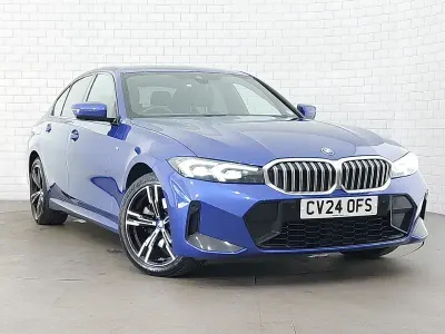 Usado BMW 330e M Sport 292 HP (214 kW) 2024 Azul Sedan