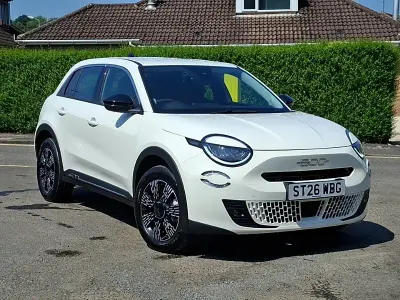 New Fiat 600 100 HP (73 kW) 2026 White SUV