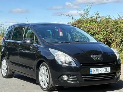 Used Peugeot 5008 Allure 115 HP (84 kW) 2013 Black MPV