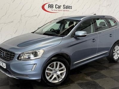 Usado Volvo XC60 SE Lux 190 CV (139 kW) 2017 Azul SUV