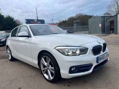 Used BMW 116 Sport Line 2015 White Hatchback