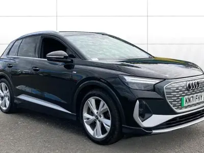 Begagnad Audi Q4 e-tron S-Line 150 kW (204 HK) 2023 SUV