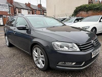 Grey Used 2014 VW Passat Executive Estate | £6,495 (Fair price)