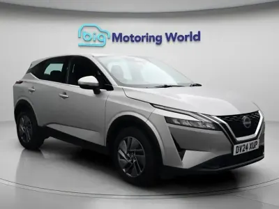 Used Nissan Qashqai Acenta Premium 140 HP (102 kW) 2024 Silver SUV