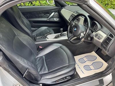 Used BMW Z4 Comfort Edition 231 HP (169 kW) 2004 Silver Cabriolet