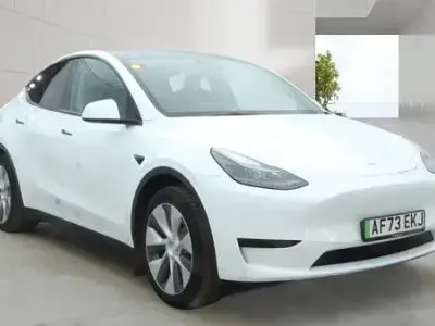 Used Tesla Model Y RWD 254 kW (346 HP) 2023 White SUV