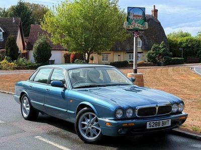 Blue Used 1998 Jaguar XJ8 Sedan | £9,990