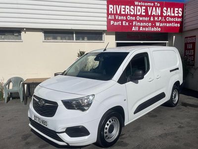White Used 2021 Vauxhall Combo Edition MPV | £12,995 (Fair price)