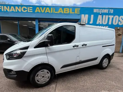 Used Ford Transit Custom 105 HP (77 kW) 2018 White Van