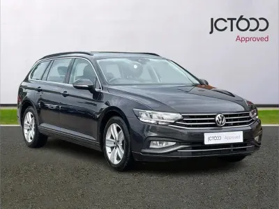 Used VW Passat SE 147 HP (108 kW) 2019 Grey Estate