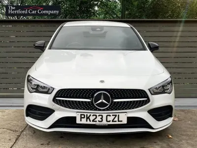 Usado Mercedes CLA200 Shooting Brake Executive 163 HP (119 kW) 2023 Branco Carrinha