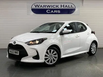 Used Toyota Yaris Hybrid 2022 White Hatchback