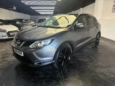 Used Nissan Qashqai Tekna 110 HP (80 kW) 2016 Grey SUV