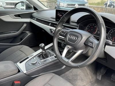 Used Audi A4 150 HP (110 kW) 2017 Black Estate