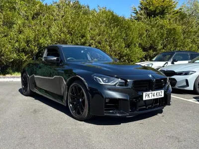 Begagnad BMW M2 Comfort Edition 454 HK (333 kW) 2024 Svart Sportkupé