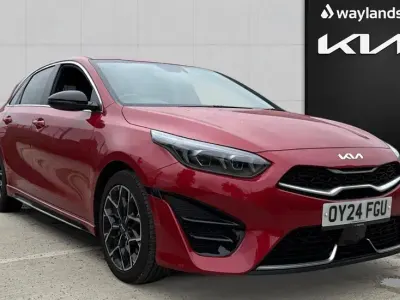 Używany Kia Ceed GT-Line 2024 Czerwony Hatchback