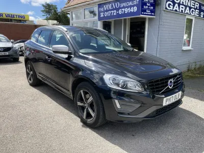 Used Volvo XC60 R-Design 190 HP (139 kW) 2017 Black SUV