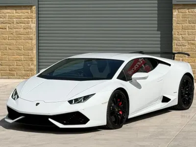 Used Lamborghini Huracán 610 HP (448 kW) 2015 White Coupe