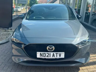 Used Mazda 3 Inclusive 2021 Polymetal grey Hatchback