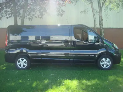 Used Renault Trafic 115 HP (84 kW) 2011 Black MPV