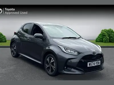 Used Toyota Yaris Hybrid Design 113 HP (83 kW) 2024 Grey Hatchback