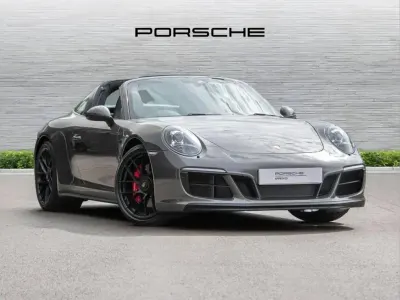 Used Porsche 991