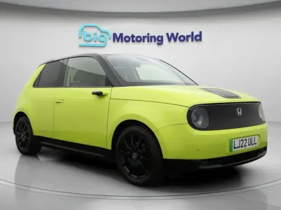 Używany Honda e 98 kW (134 KM) 2022 Żółty Hatchback