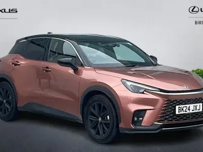 Second-hand Lexus LBX 136 CP (100 kW) 2026 SUV