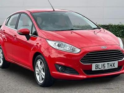 Begagnad Ford Fiesta Zetec 101 HK (74 kW) 2017 Halvkombi