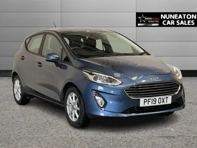 Used Ford Fiesta Zetec 100 HP (73 kW) 2019 Blue Hatchback