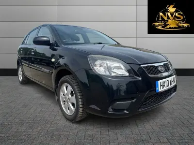 Used Kia Rio 108 HP (79 kW) 2010 Black Hatchback