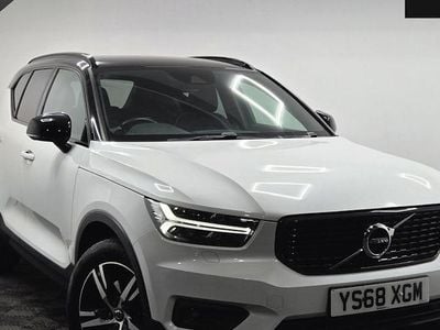 Used Volvo XC40 R-Design 247 HP (181 kW) 2019 White SUV