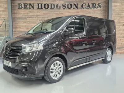 Used Renault Trafic 2018 Black MPV