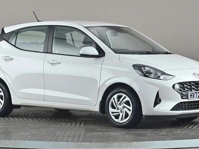 Used Hyundai i10 SE 67 HP (49 kW) 2022 White Hatchback