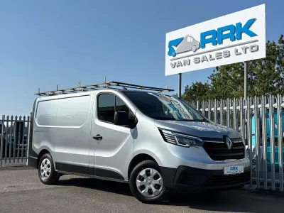 Used Renault Trafic Business 150 HP (110 kW) 2022 Grey MPV