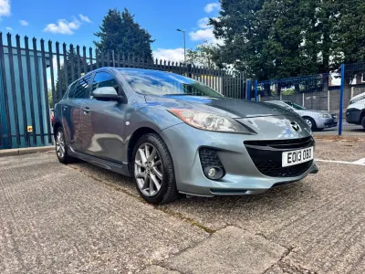 Usado Mazda 3 Edition 115 HP (84 kW) 2013 Cinzento Citadino