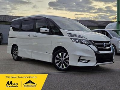 White Used 2017 Nissan Serena S MPV | £10,995 (Expensive)