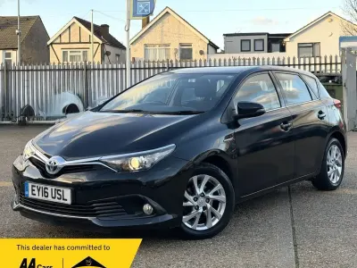 Używany Toyota Auris Hybrid
