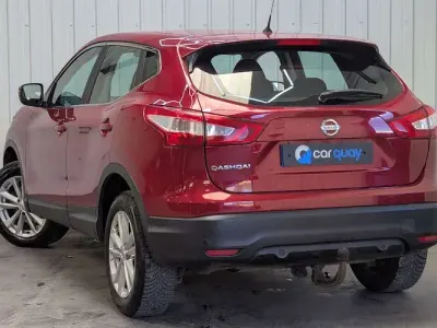 Begagnad Nissan Qashqai Acenta 110 HK (80 kW) 2017 Röd SUV