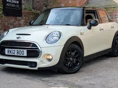 Used Mini Cooper S Hatch 170 HP (125 kW) 2016 White Hatchback