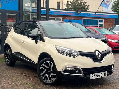 Cream/black Used 2016 Renault Captur Dynamique SUV | £7,980 (Fair price)