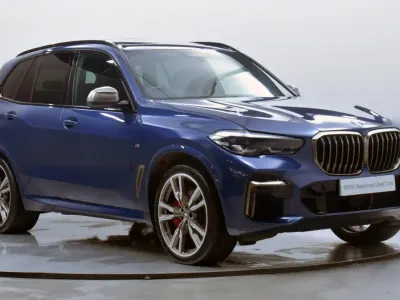 Używany BMW X5 Comfort Edition 530 KM (389 kW) 2023 Niebieski SUV