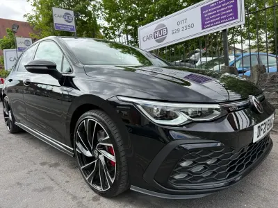 Begagnad VW Golf VII GTD 200 HK (147 kW) 2021 Svart Halvkombi