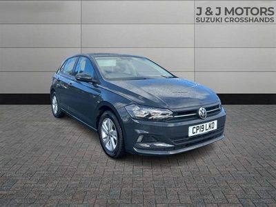 Usado VW Polo SE 65 HP (47 kW) 2019 Cinzento Citadino
